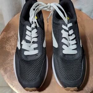 DV Dolce Vita Women's Bynx Sneakers Black and White (Size 9) LIKE NEW